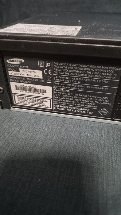 Odtwarzacz dvd / vhs Samsung V670