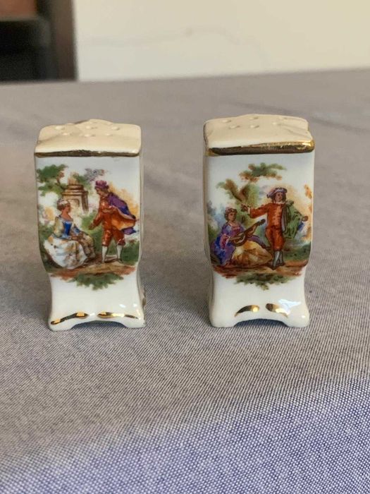 Saleiro e Pimenteiro, Porcelana Francesa