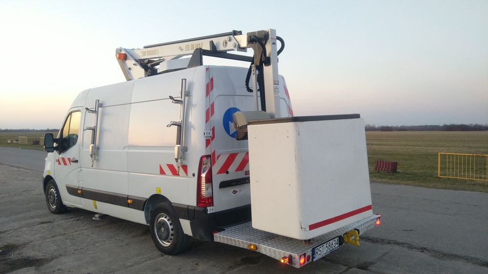 RENAULT MASTER Podnośnik Koszowy 14 m PODPORY !!!