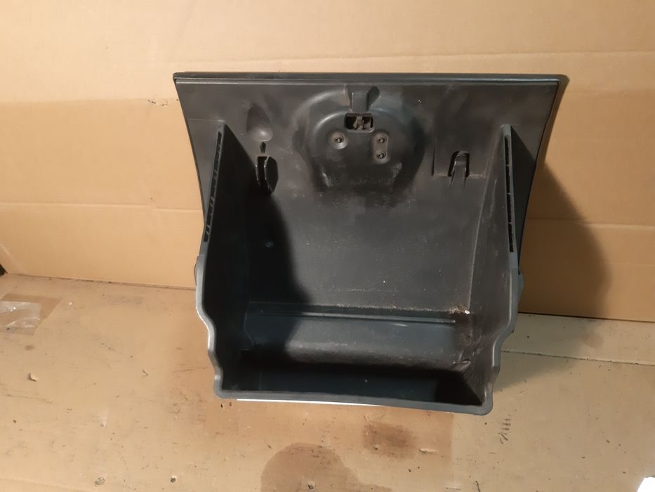 Ford Fusion schowek pasażera