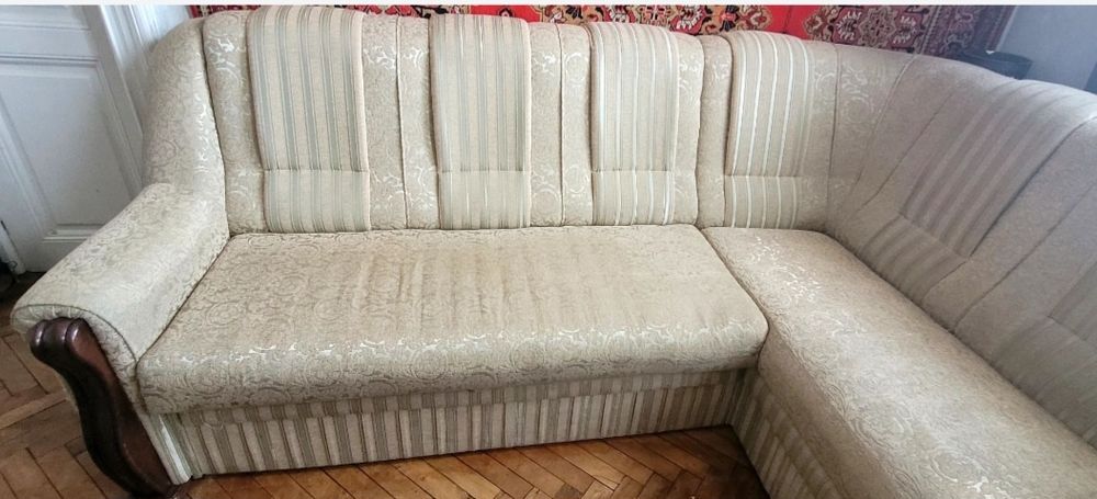 Кутовий диван куток