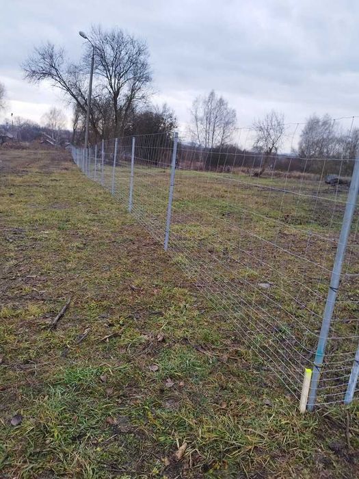 ogrodzenia budowlane / siatka leśna /brama/ słupki metalowe /ażury