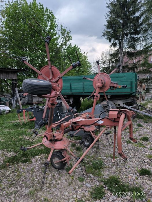 Przetrząsarka KUHN