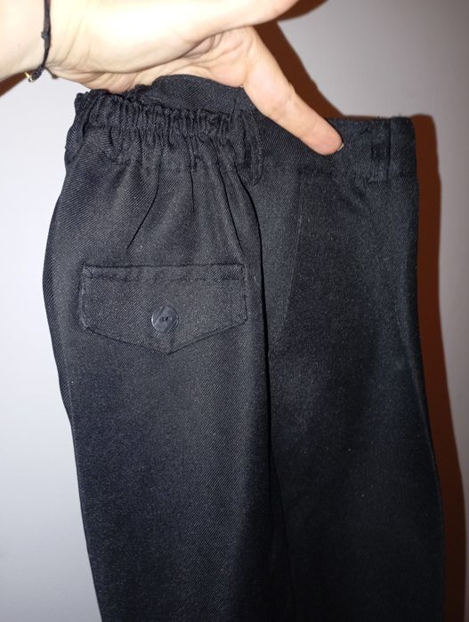 Garnitur spodnie marynarka chłopięce roz.8-9 lat