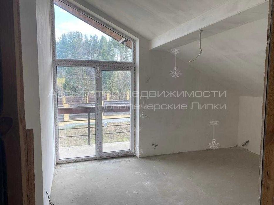 Продаж будинку 197м2 у елітному КМ «Козирна карта» с. Березівка