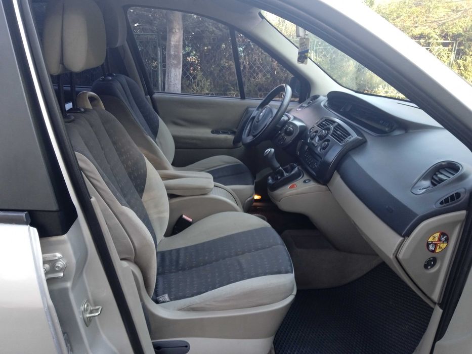 Мінівен Renault Scenic II 1.6 ГАЗ – БЕНЗИН 2005 року