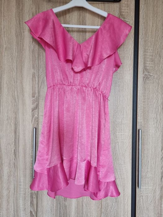 Sukienka różowa Nowa Top Secret rozm L