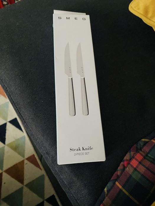 Conjunto de Facas de Bife SMEG – 2 peças (NOVAS)