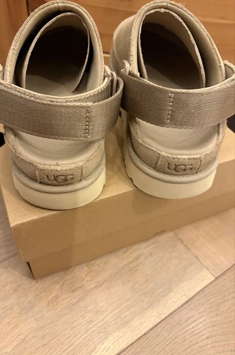 UGG Goldenstar Clog bezowe