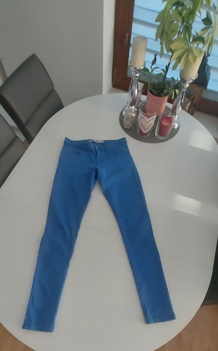 Niebieskie spodnie Diverse rozm. 36