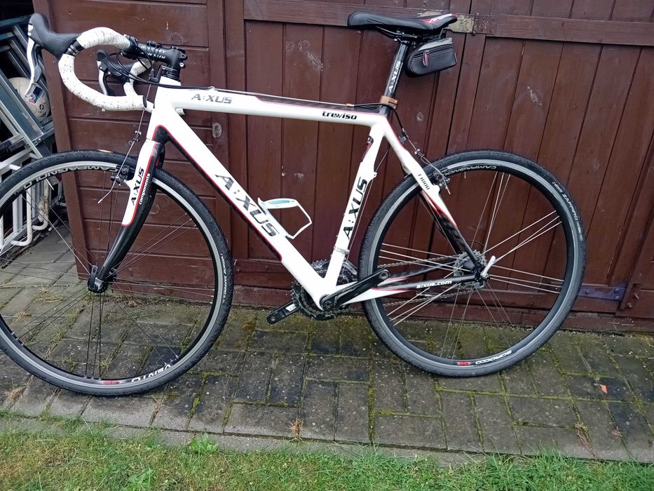 Karbonowy rower gravel, przełaj AXUS campagnolo 2x10 stan dobry