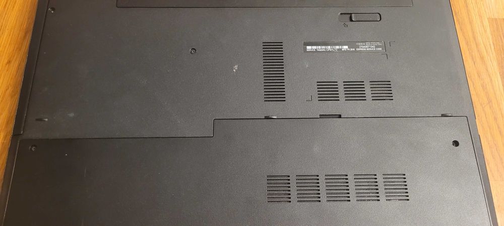 Dell Vostro 3558 i3-5005u 4GB