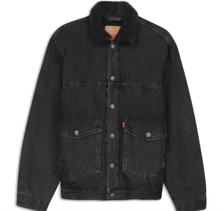 Куртка Джинсова Шерпа Levis бомбер торга нет, цена окончательная .