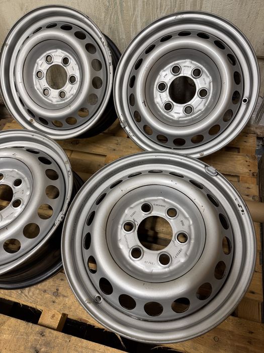 Felgi stalowe OE 16 cali 6x130 Mercedes Sprinter VW Crafter orginal