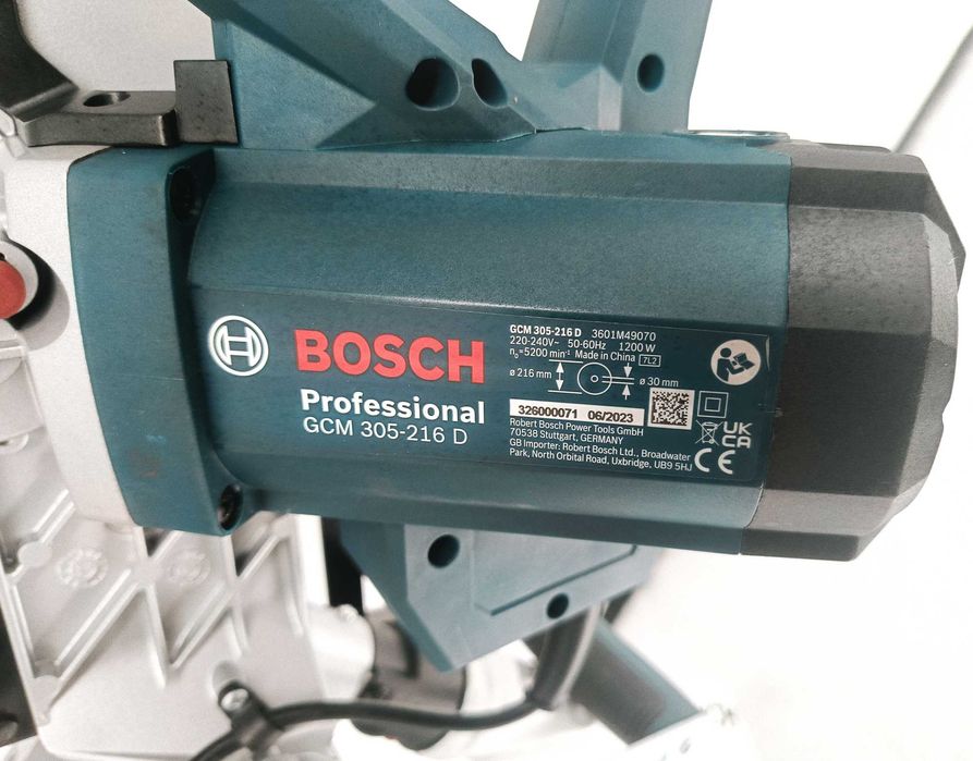 Pilarka ukosowa bosch gcm 305-216 d 216mm