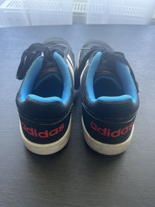 Кросівки Adidas оригінал p. 38,5