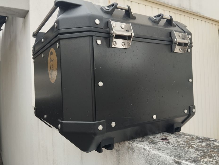 Top case Givi como nova