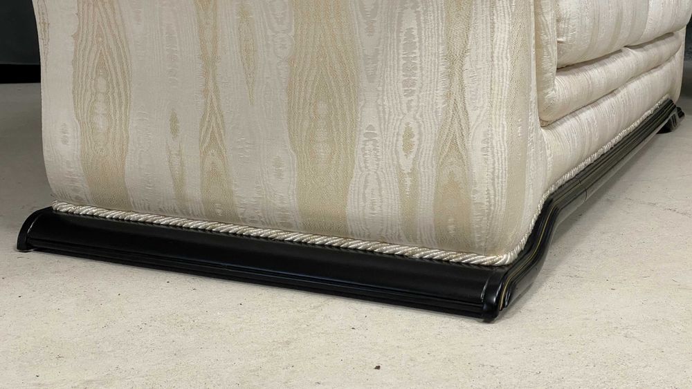 Elegancki komplet wypoczynkowy 3+2+1 w klasycznym stylu