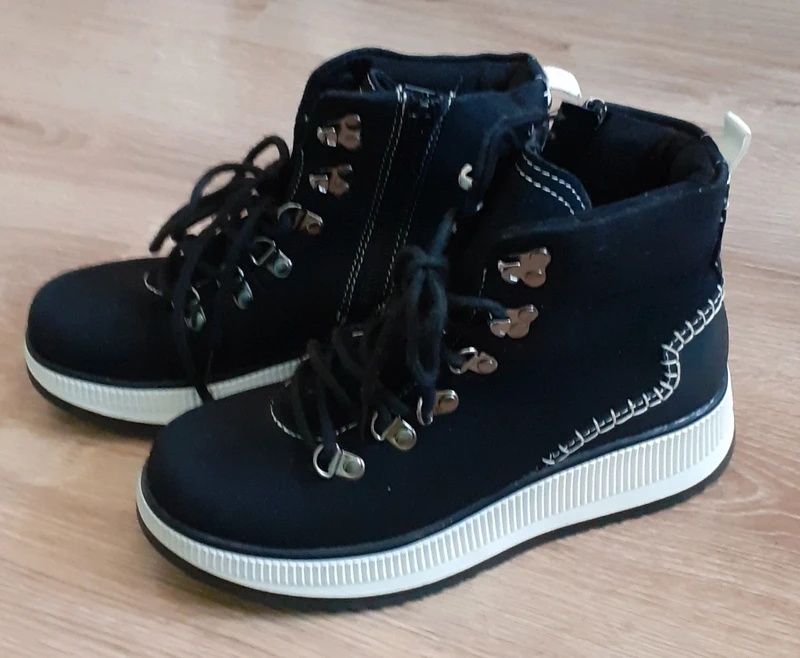 Trzewiki półbuty Jenny Fairy botki 37 buty na platformie