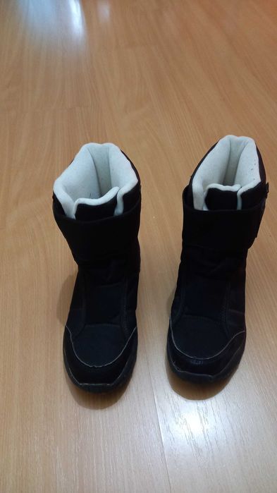 Botas de criança  para a neve