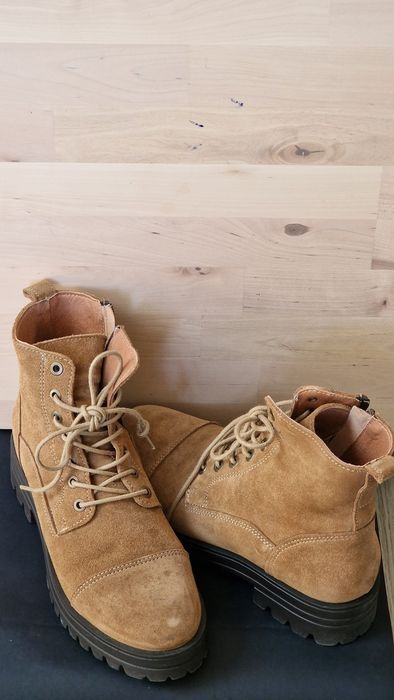 Botas cor camel (claro)