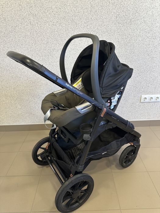 Продам візочок Inglesina aptica 4*1.