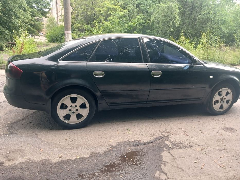 Продам машину АUDI A6 C5