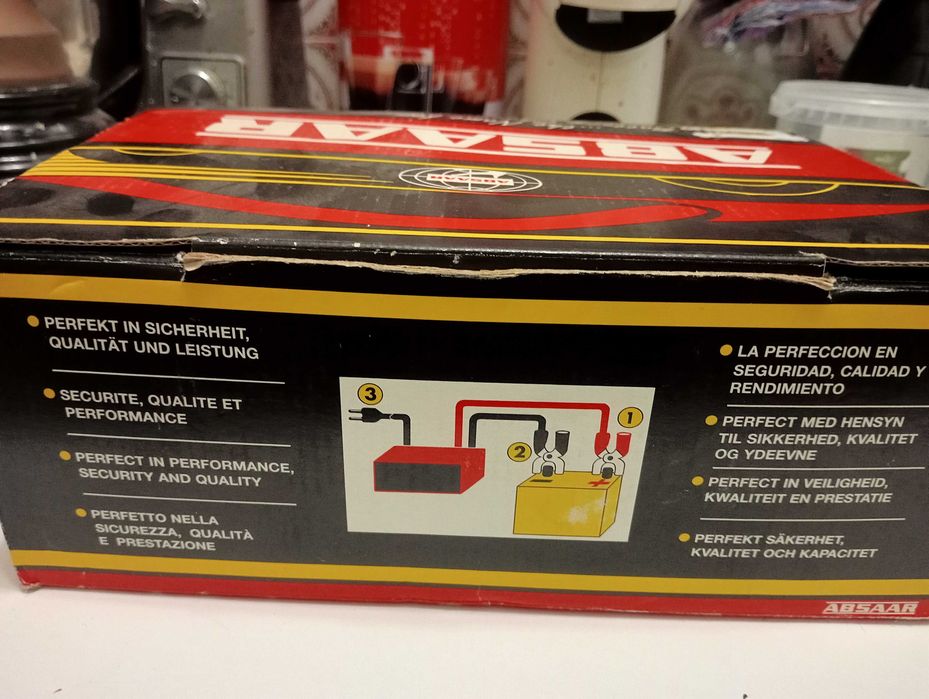 RESERVADO.Carregador de bateria automovel