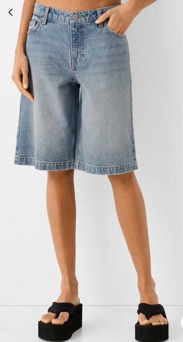 Джинсові шорти buggy Bershka