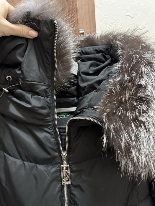 Продам зимову куртку жіночу