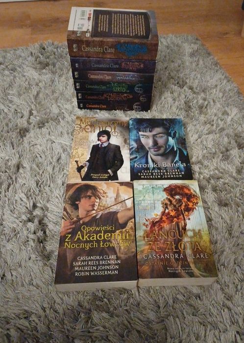 Pakiet książek Dary Anioła plus uniwersum świata Nocnych Łowców