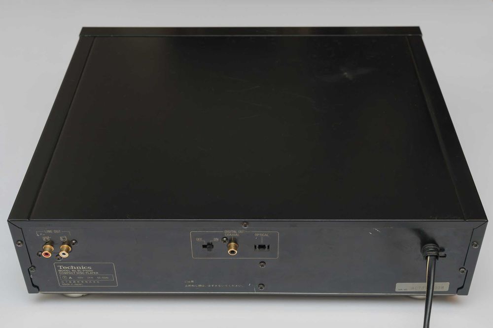 CD player Technics SL-P1000 Japan Style :)