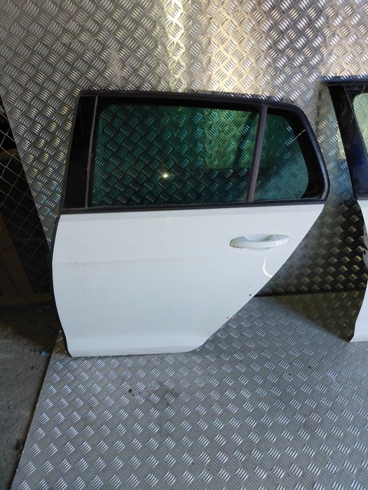 Vw golf 7 drzwi  komplet
