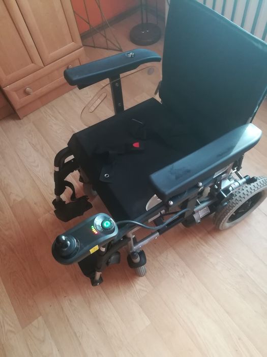 Sprzedam Wuzek inwalicki