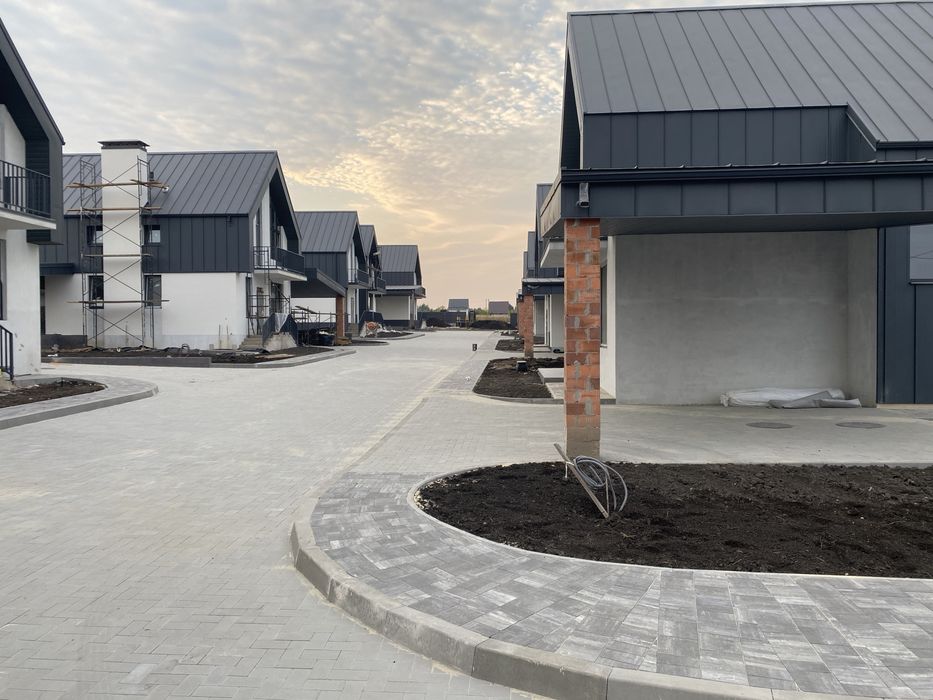 Укладання тротуарної плитки