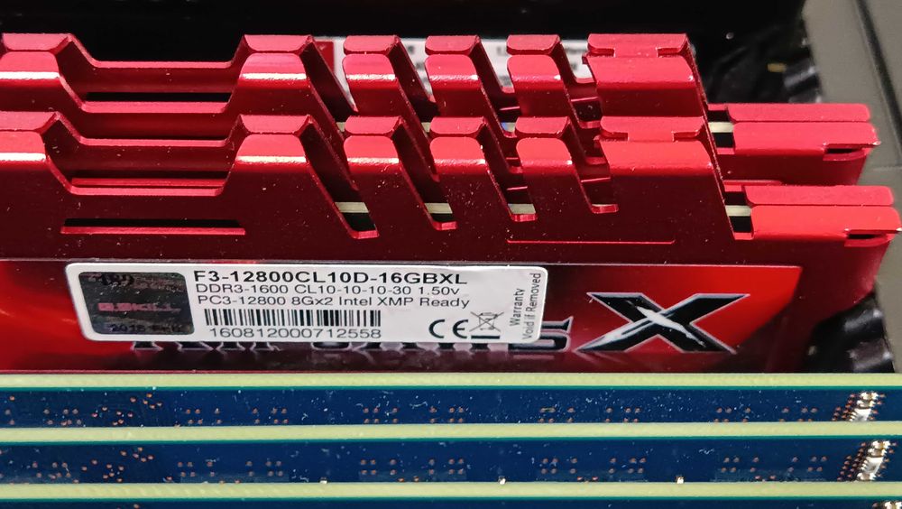 Оперативная память 8GB DDR3 - 1333/1600 для ПК Intel/AMD С РАДИАТОРАМИ