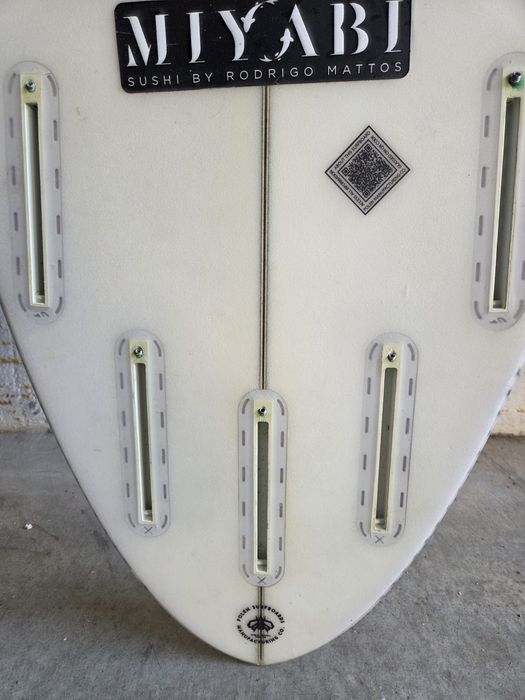 POLEN Surf board 6'3