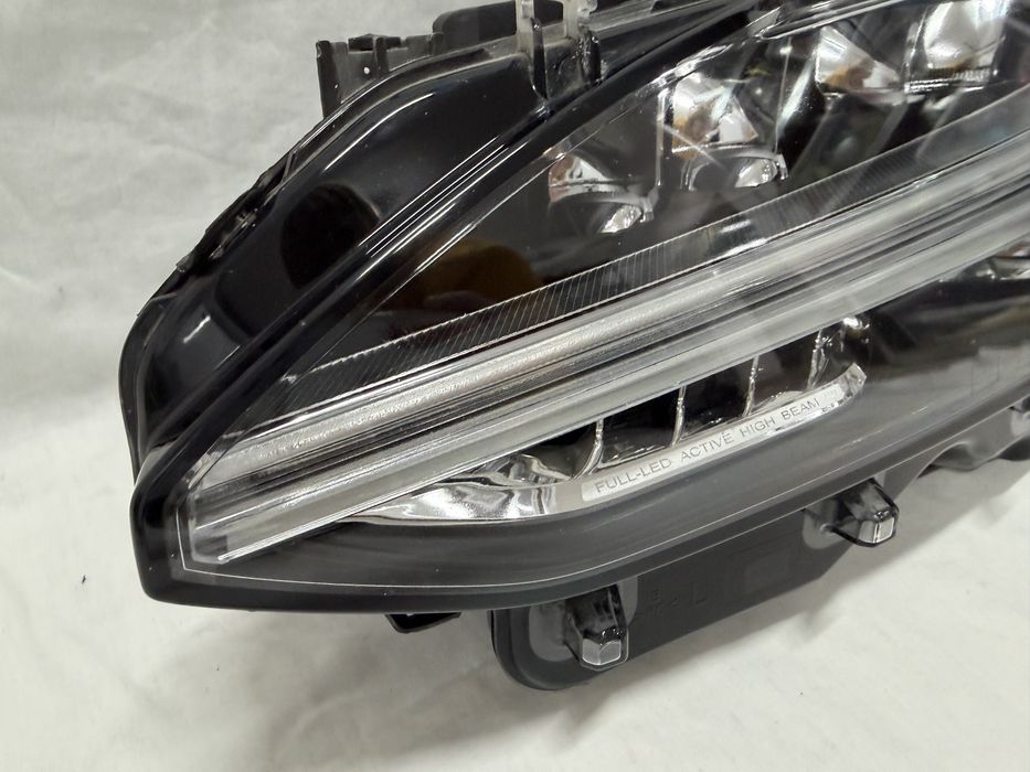 Lampa Lewy Przód VOLVO V90 S90 FULL LED 17-23r.