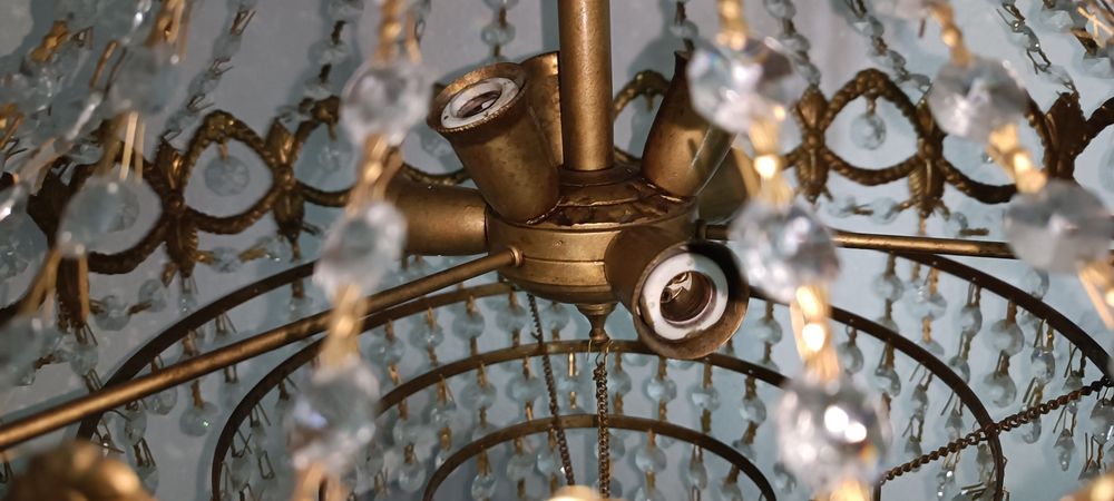 Vendo Candeeiro/ Lustre cristal e latão Dourado