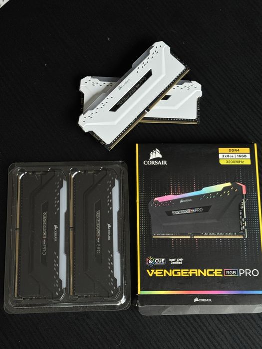DDR4 Corsair Vengeance RGB PRO