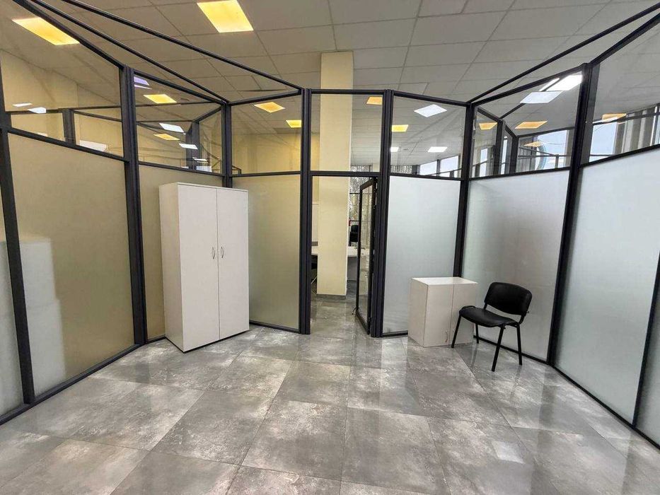 Оренда офісу 183,2 м², від ВЛАСНИКА, Без комісії, метро 3хв
