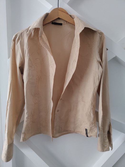 Beżowa koszula z haftem kwiatowym boho vintage
