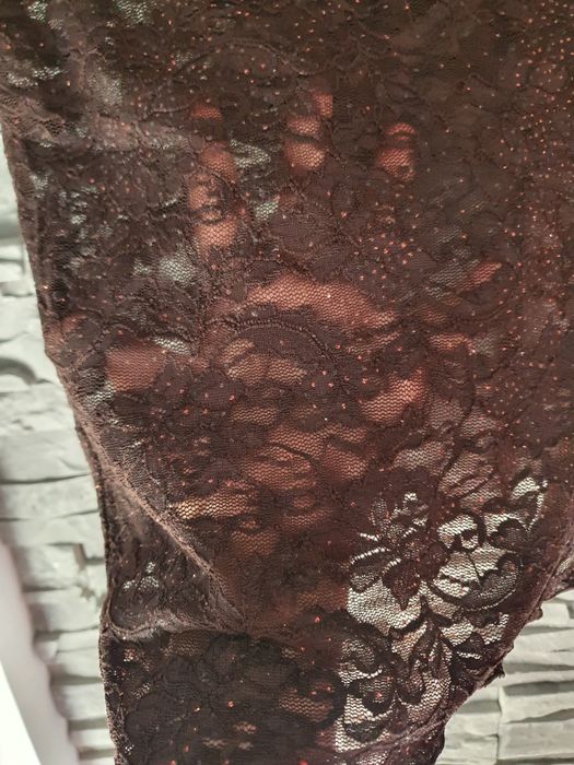 Piękna błyszcząca koronkowa bluzka M