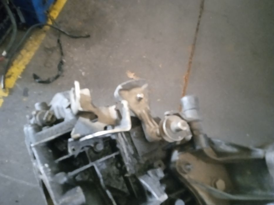 Caixa de velocidades 20UM16 2.2 HDI