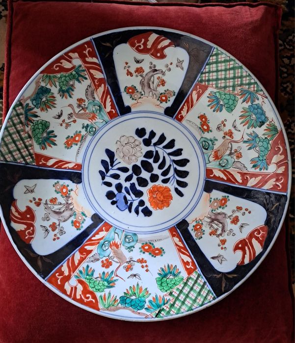 Grande Prato Oriental antigo