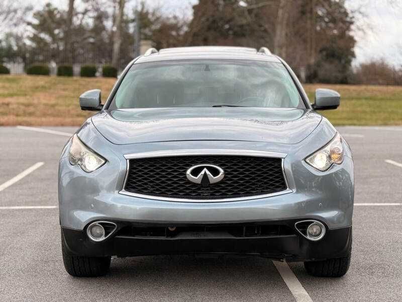 2017 Infiniti QX70