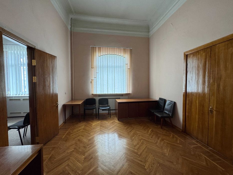Офісне приміщення в центрі, вул. Гоголя