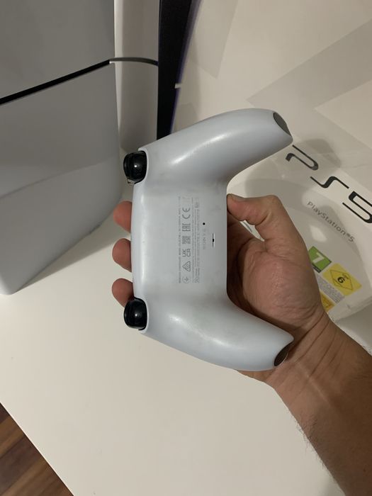 Ps5 slim 1TB C/ leitor de discos