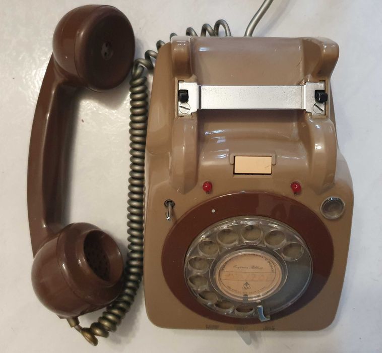 Telefone analógico, antigo, cinzento, de Central - vintage