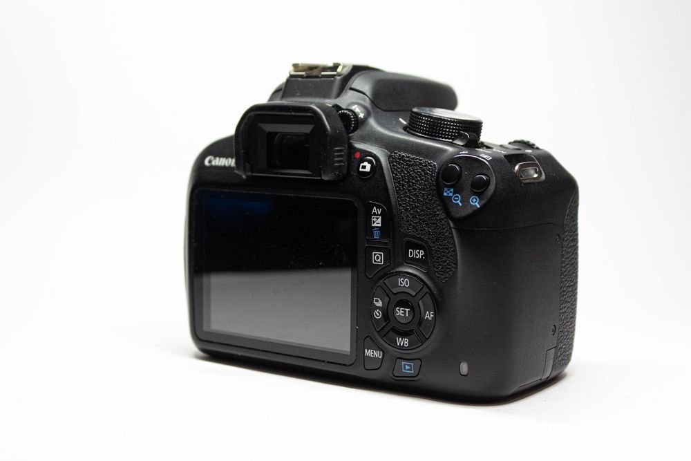 Canon EOS 1200D